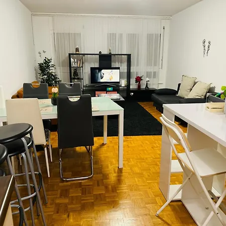 Aparta Dajas Apartment *
